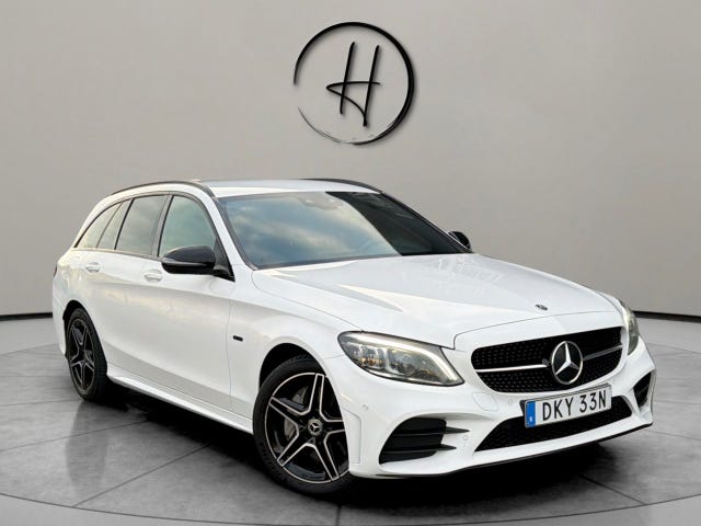 Mercedes-Benz C300 e 2021