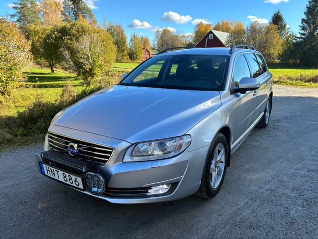 Volvo V70 2015