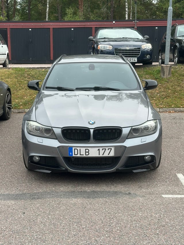 BMW 320d 2010