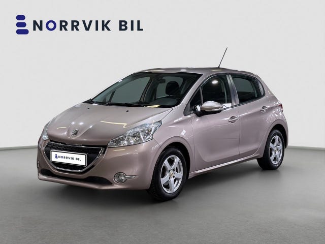 Peugeot 208 2012