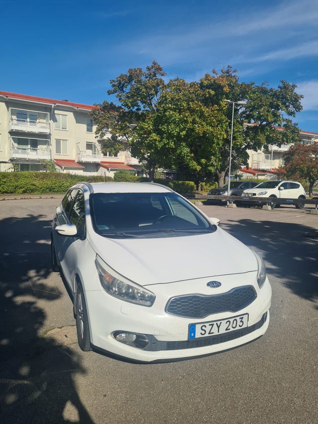 Kia Ceed 2015 – bild 2
