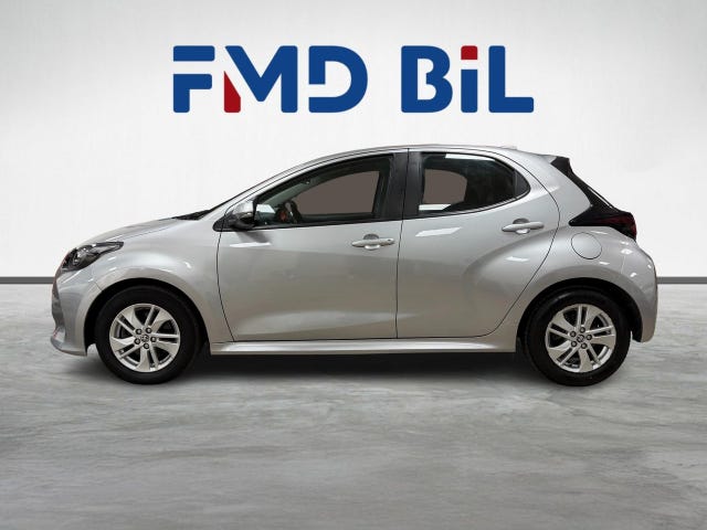 Toyota Yaris 2022 – bild 2
