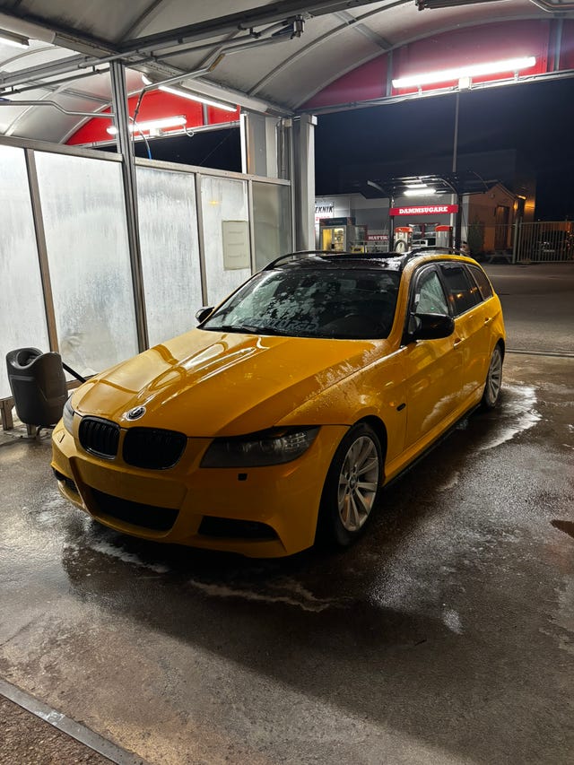 BMW 320d 2010