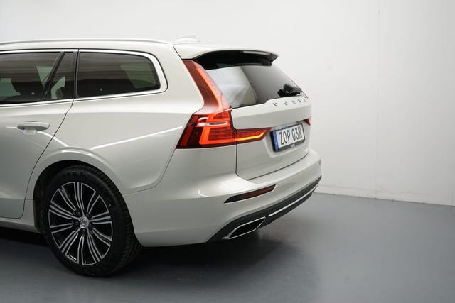 Volvo V60 2021 – bild 3