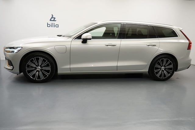 Volvo V60 2021 – bild 2