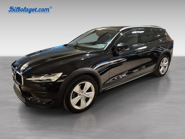 Volvo V60 Cross Country 2023