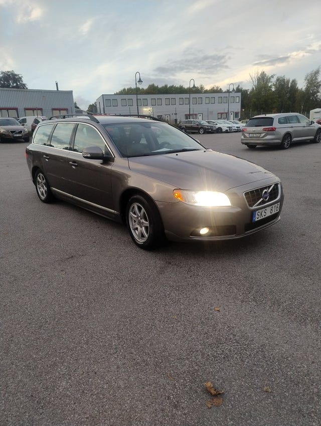 Volvo V70 2010