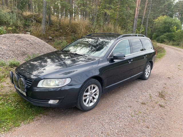 Volvo V70 2015