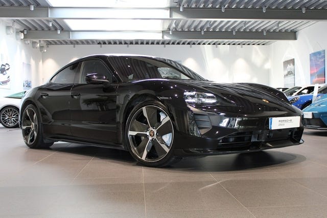 Porsche Taycan Turbo 2020