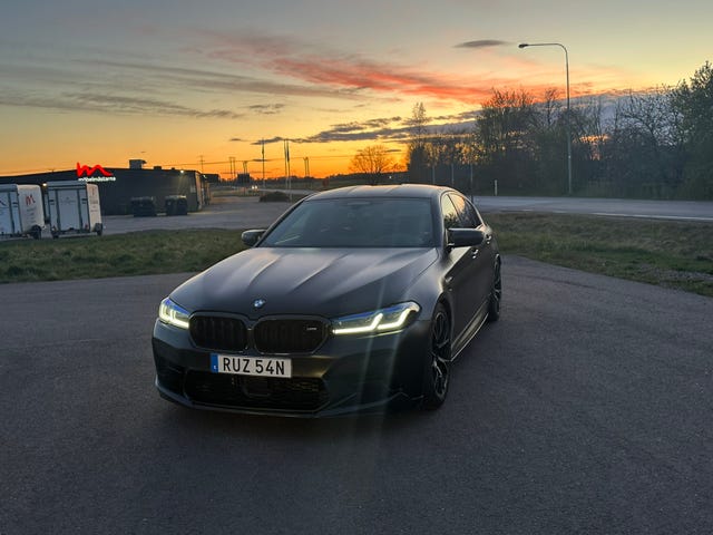 BMW M5 2022
