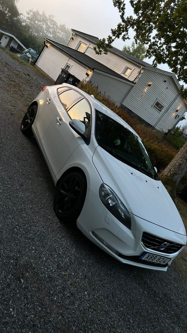 Volvo V40 2015