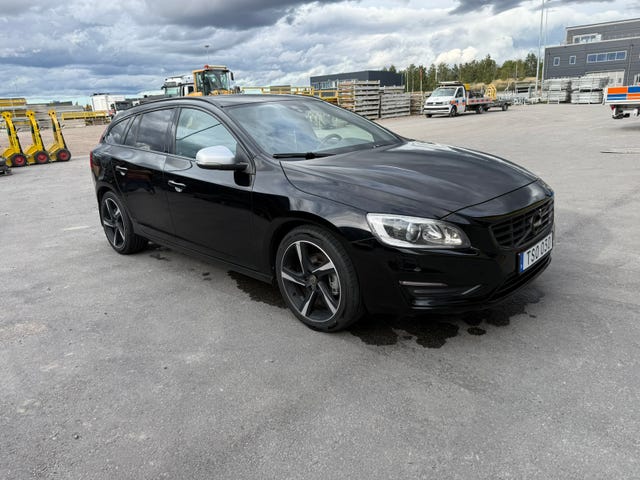 Volvo V60 2015 – bild 2