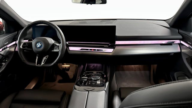 BMW 530e 2026 – bild 4