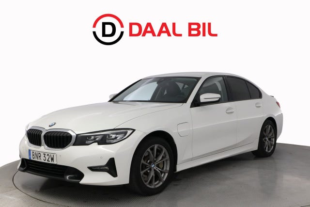 BMW 330e 2020