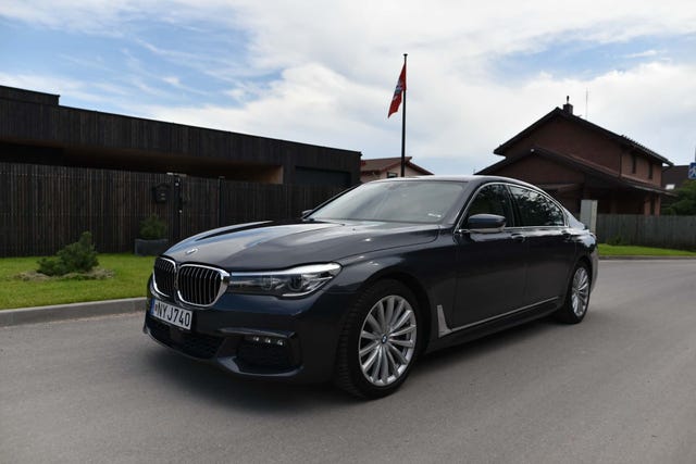 BMW 740Li 2017