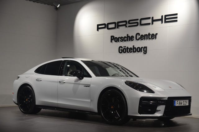 Porsche Panamera 4 2026