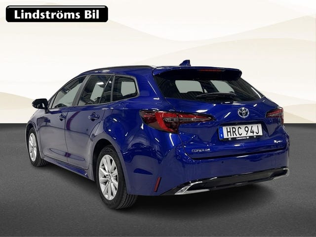 Toyota Corolla 2024 – bild 4