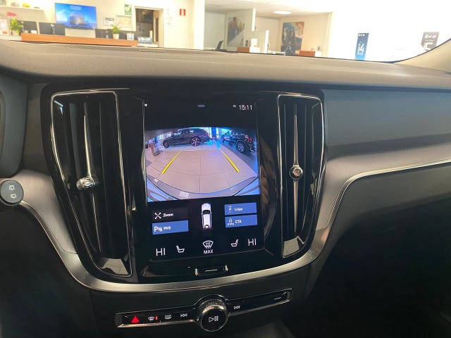 Volvo V60 Cross Country 2021 – bild 3