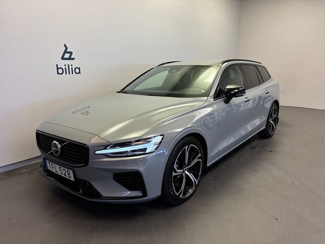 Volvo V60 2025