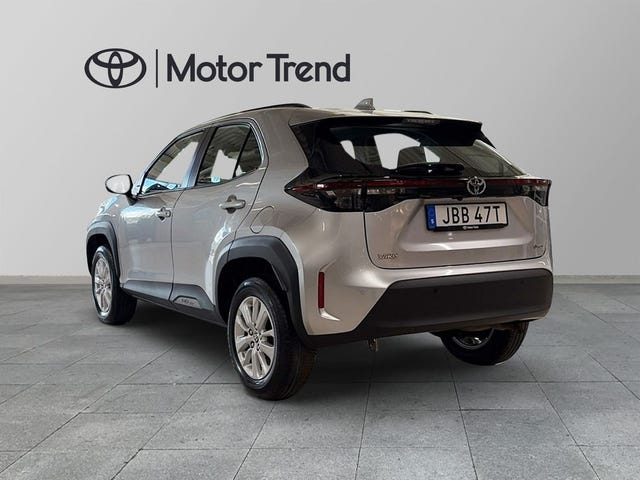Toyota Yaris Cross 2024 – bild 2