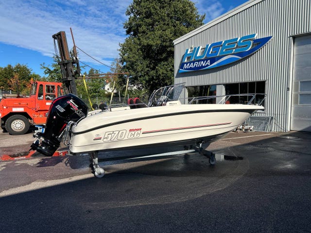 Micore 570cc - 17 Mercury F115 Pro XS - 17
