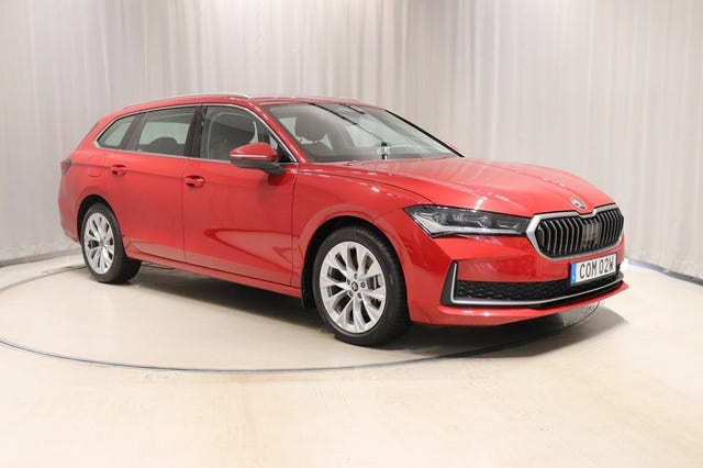 Skoda Superb 2025 – bild 3