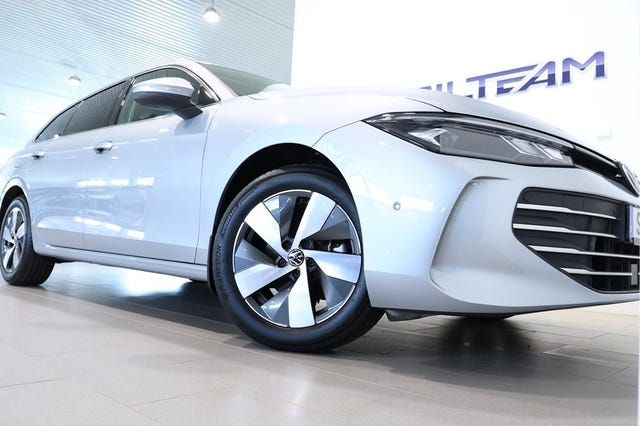 Volkswagen Passat 2025 – bild 4