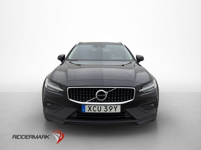 Volvo V60 Cross Country 2021 – bild 2