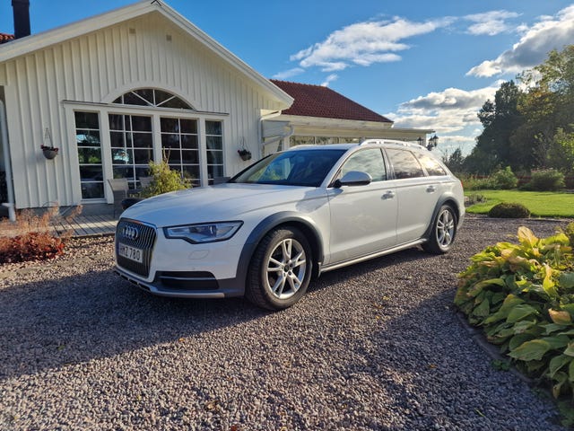 Audi A6 allroad 2014