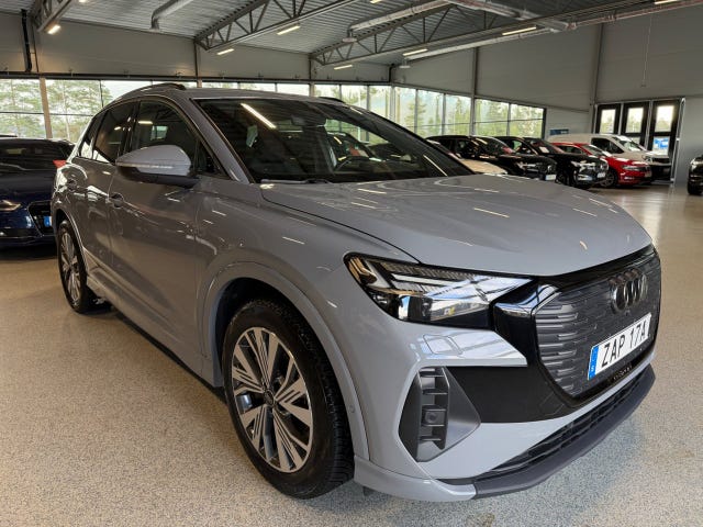 Audi Q4 e-tron 2024