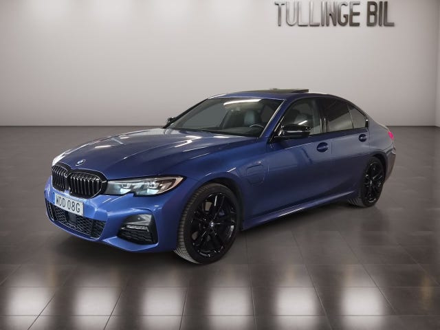 BMW 330e 2020