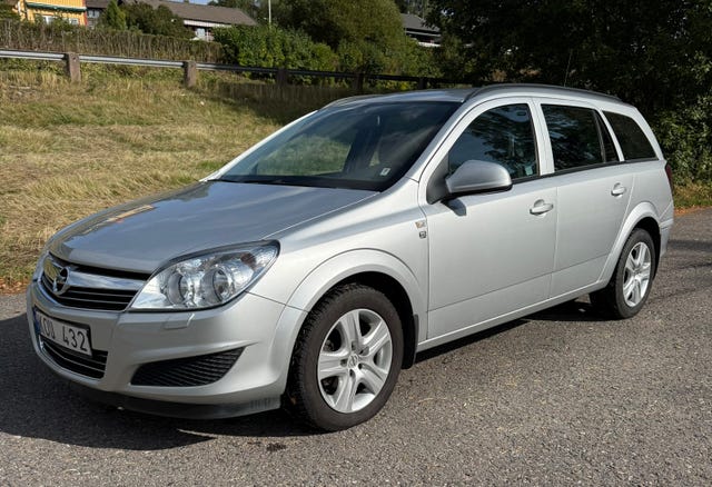 Opel Astra 2010