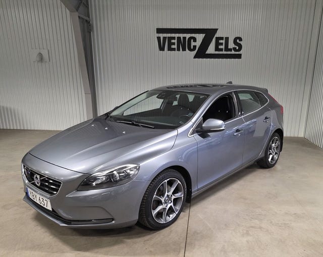 Volvo V40 2016