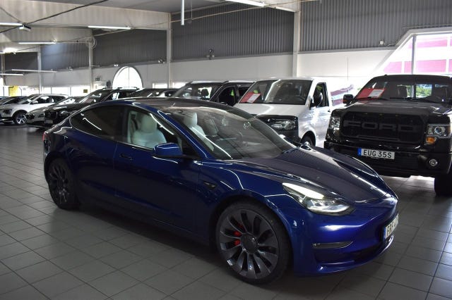 Tesla Model 3 2021