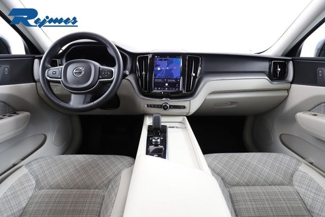 Volvo XC60 2024 – bild 2