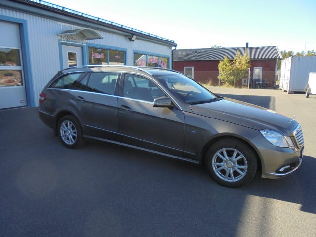 Mercedes-Benz E220 2010