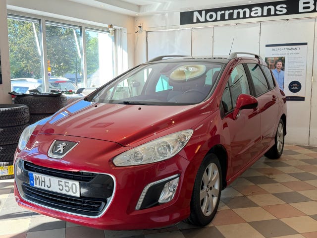 Peugeot 308 SW 2012