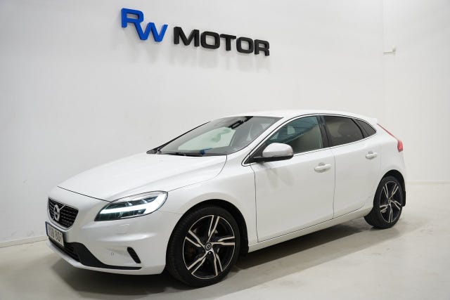 Volvo V40 2019