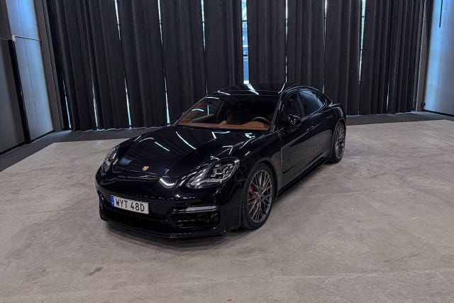 Porsche Panamera 4 2023