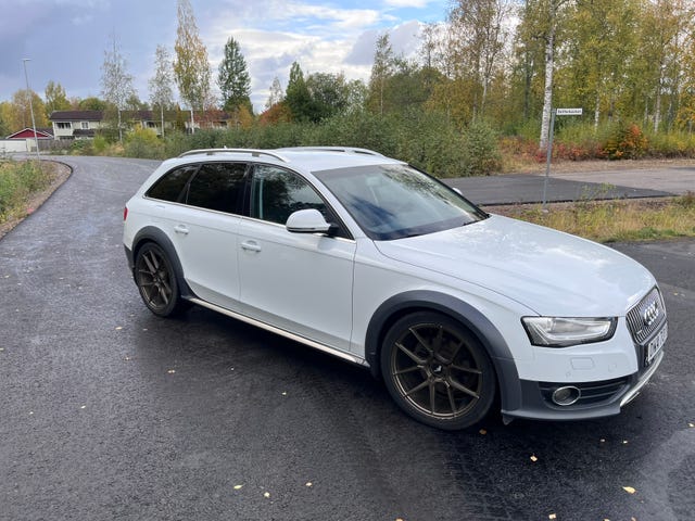 Audi A4 allroad 2015
