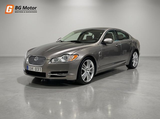 Jaguar XF 2010