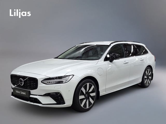 Volvo V90 2025