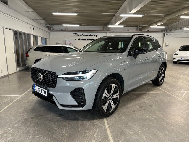 Volvo XC60 2025