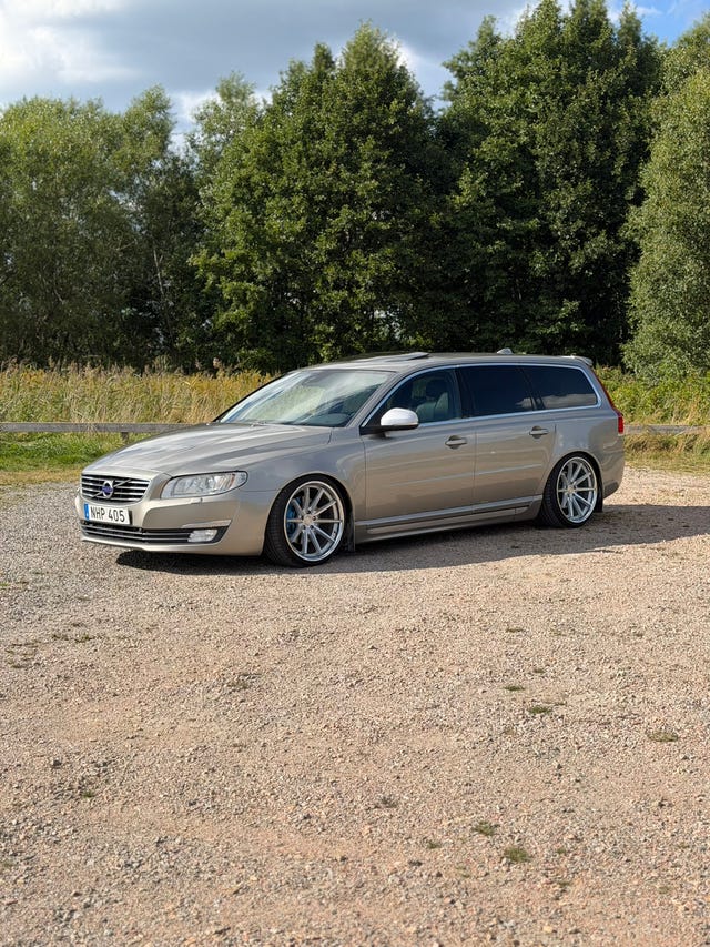 Volvo V70 2014