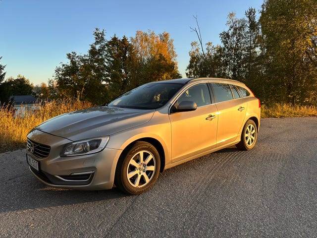 Volvo V60 2014