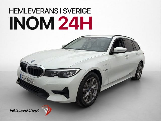 BMW 330e 2022