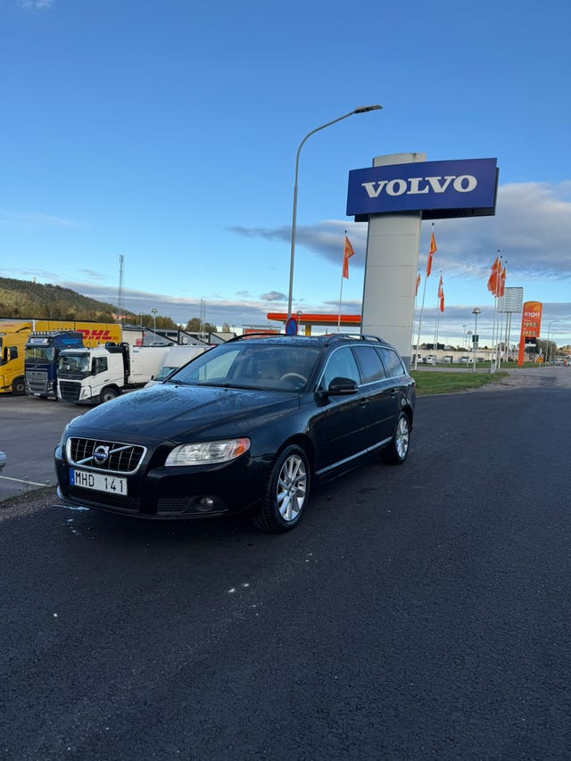 Volvo V70 2012
