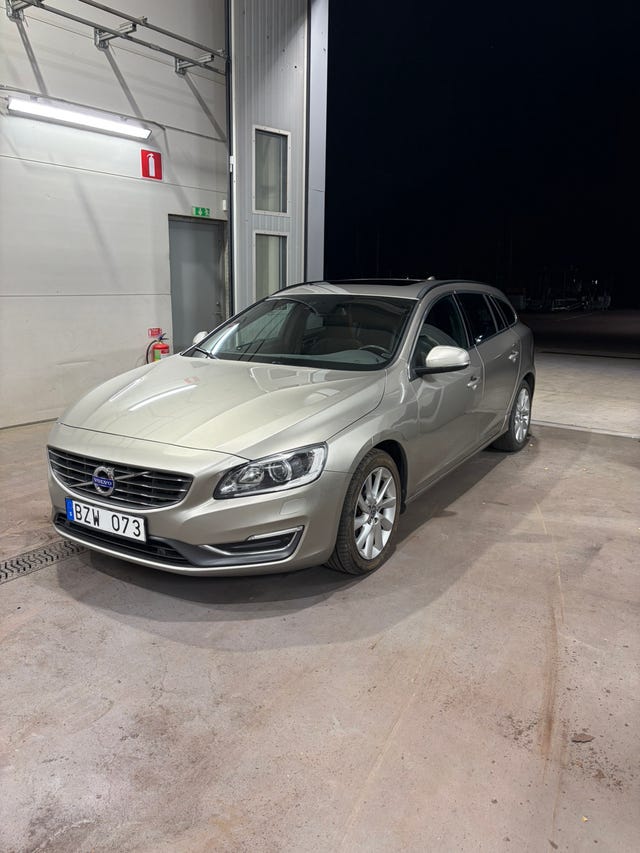 Volvo V60 2014