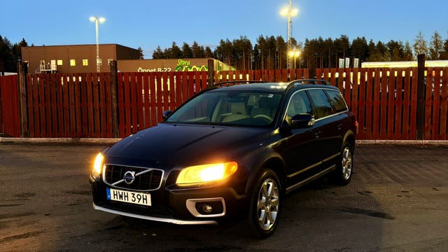 Volvo XC70 2010