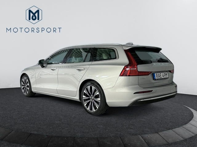 Volvo V60 2023 – bild 4